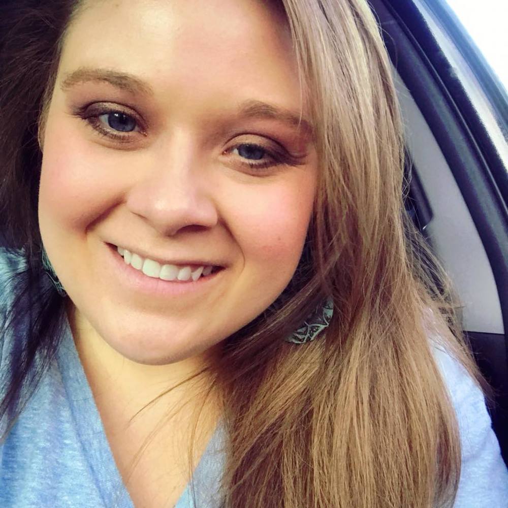 Meet your Posher, Alicia
